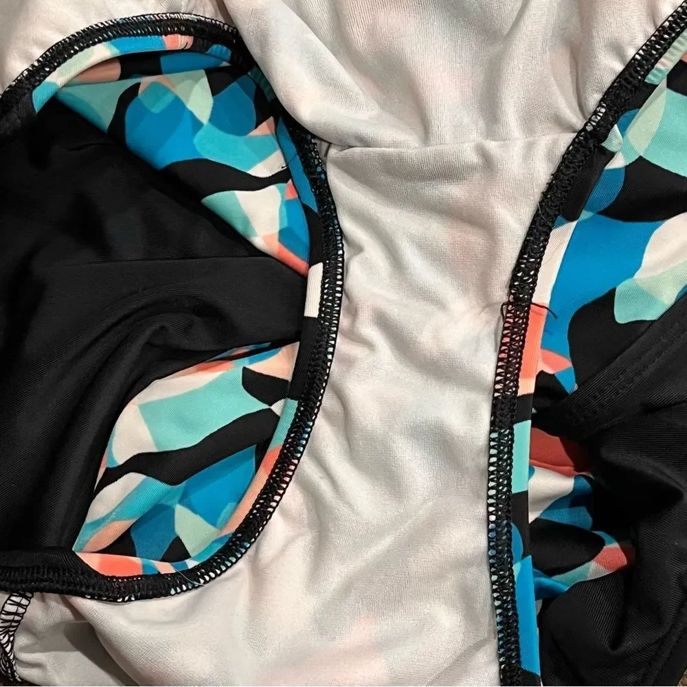 Lands End One Piece Swimsuit Colorful Patterned Bathing Suit Black Blue size 6L